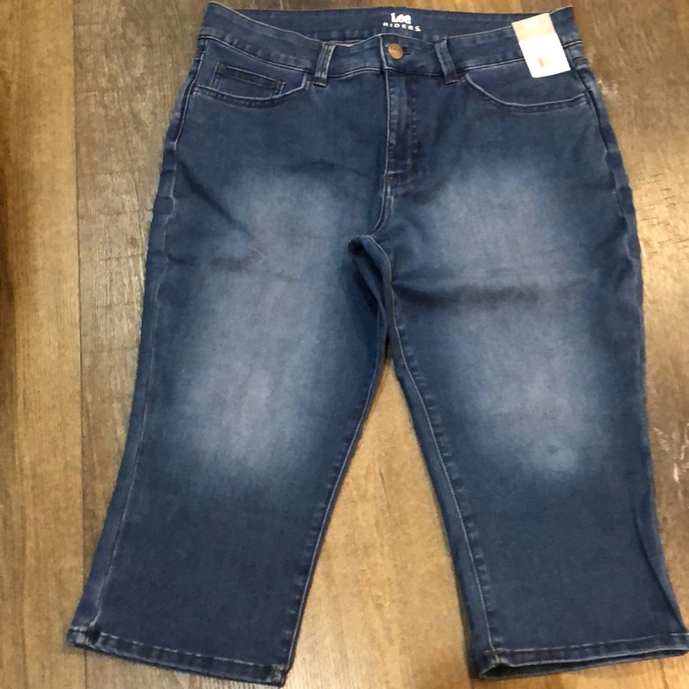 Lee Riders 16 M Capri Jeans  Nwt Indigo Stretch Plus Size Denim Comfy …